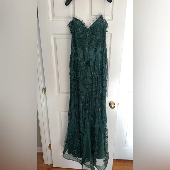 Custom Emerald green beaded corset dress - Picture 3 of 9